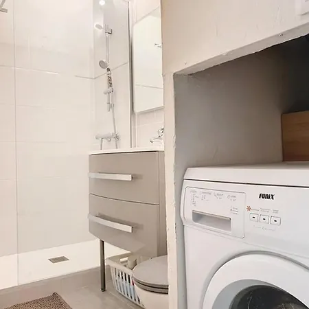T2 Avec Piscine, Acces Et Parking Privatif - Les Mimosas - Fr-1-610-67